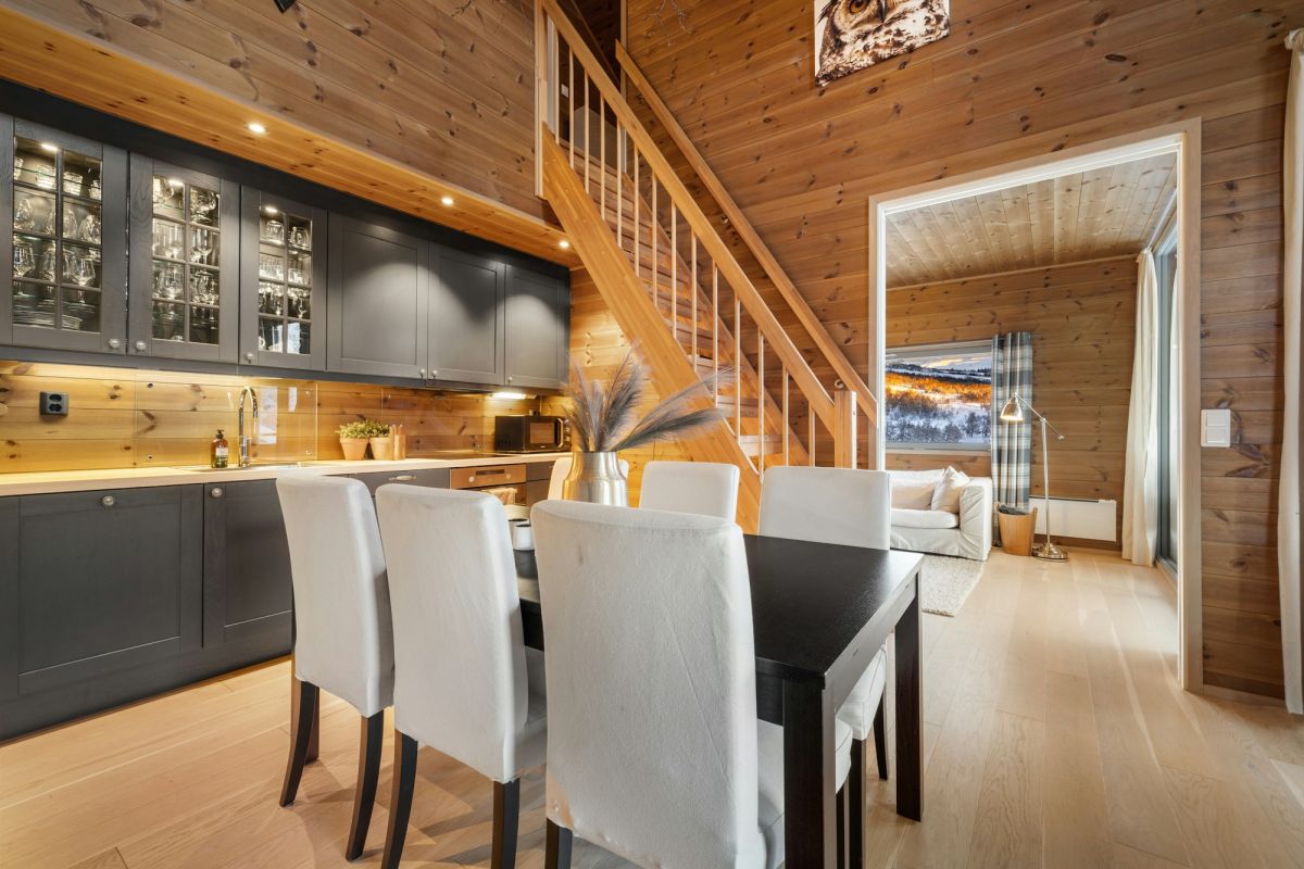 Almchalet — 158 m² in Massivholz · Bild 2