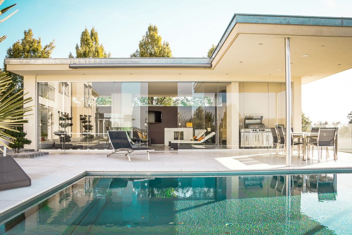 Atriumhaus Glas — 198 m² mit Poolterrasse · Bild 1