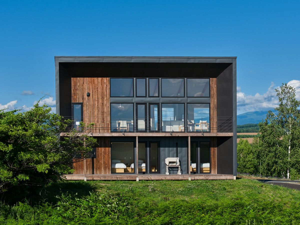 Holzkubus — Hybridhaus 132 m² · Bild 1