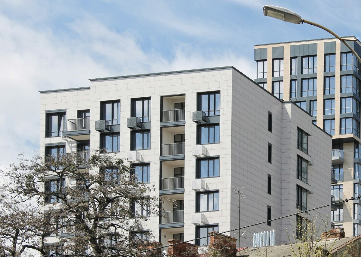 Stadtblock — 14 Wohnungen auf sieben Geschossen · Bild 1